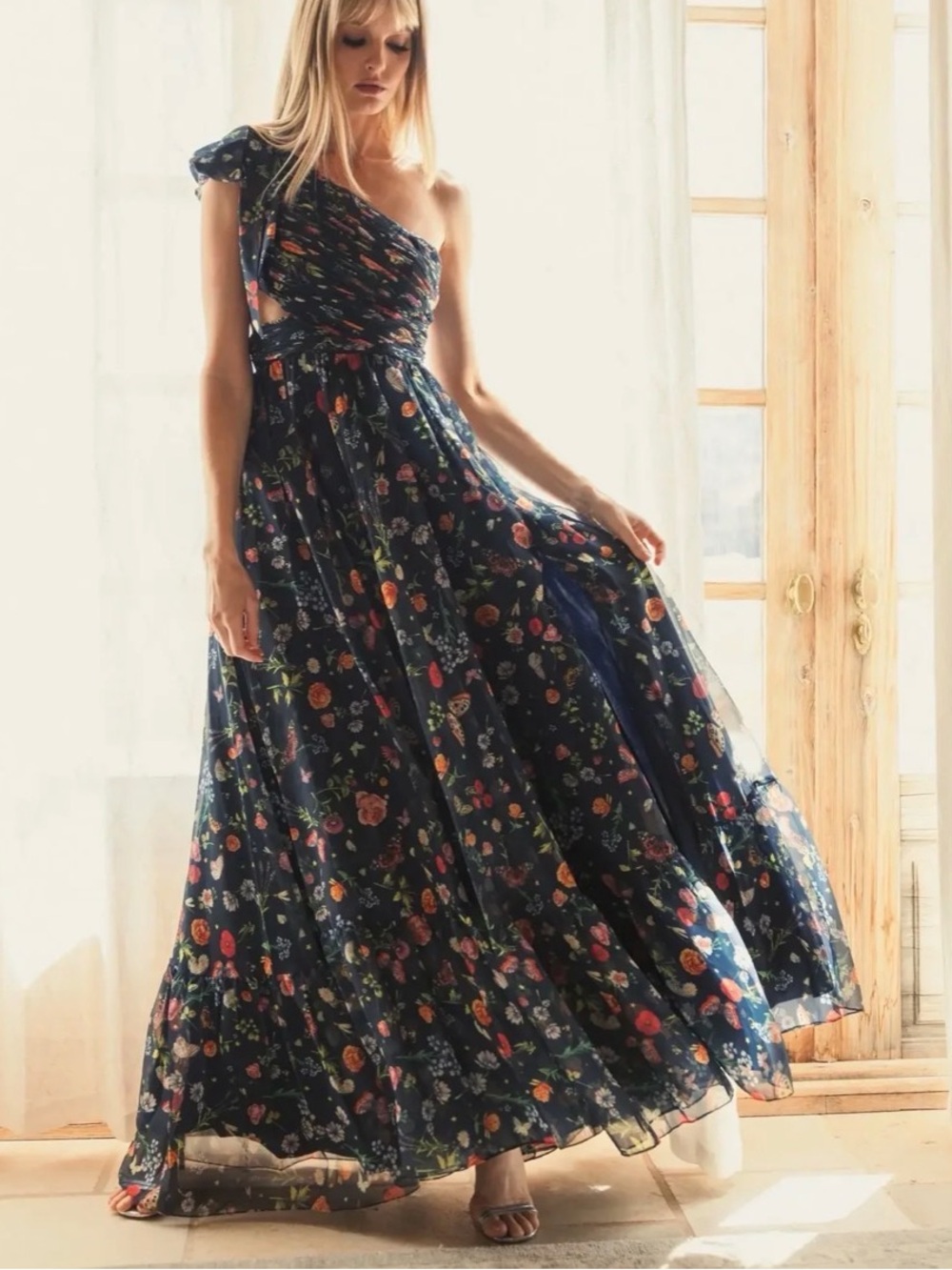 NWT Mac Douggal Ieena One-Shoulder Navy Toed cut-out Maxi Dress, 6
